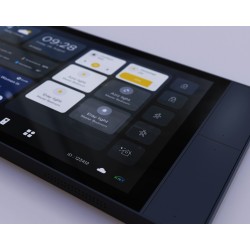 QuadoOS 10” – KNX Touch Panel & IP Gateway